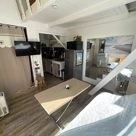 Studio Cosy Avec Terrasse, Centre Port Cap D'agde, Proche Plages Et Commerces - Fr-1-723-148 شقة آجد